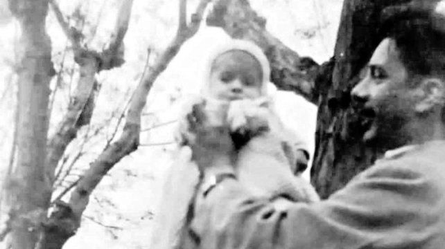 Facundo Marull con su hijo Joaquín en 1946